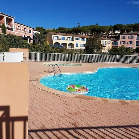 A 2 Min Des Plages Clim Parking * سانت ماكسيم