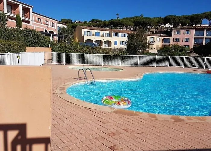A 2 Min Des Plages Clim Parking * سانت ماكسيم
